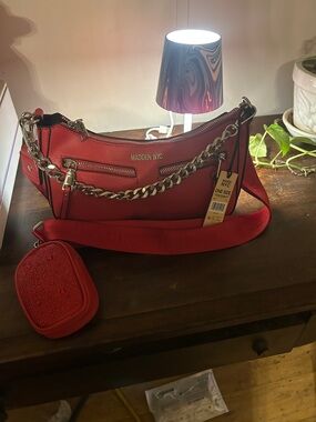 Madden NYC Red Chain-Detail Shoulder Bag
